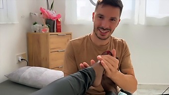 Foot Fetish Secretary Gets Anal After Giving Foot Massage And Swallows