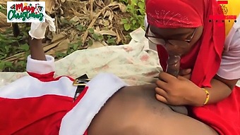 Nigerian Farmer'S Romantic Christmas Gift. Subscribe For More Red Content.
